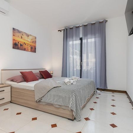 Cukerina Apartment With Whirpool & Sauna Porec Esterno foto