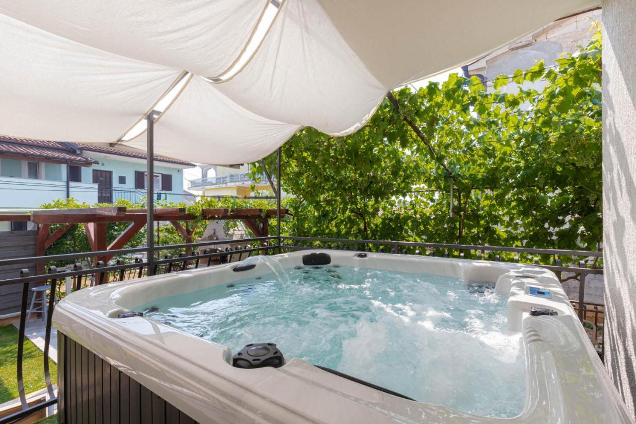 Cukerina Apartment With Whirpool & Sauna Porec Esterno foto