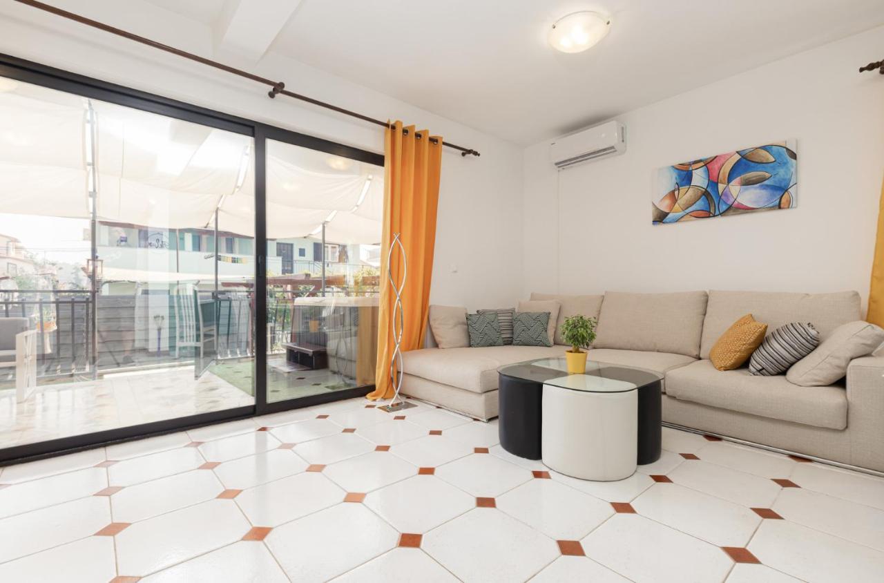 Cukerina Apartment With Whirpool & Sauna Porec Esterno foto