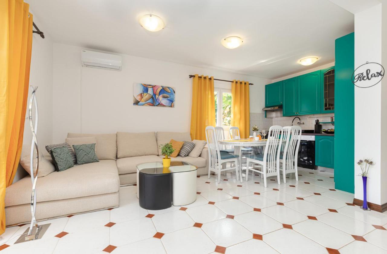 Cukerina Apartment With Whirpool & Sauna Porec Esterno foto